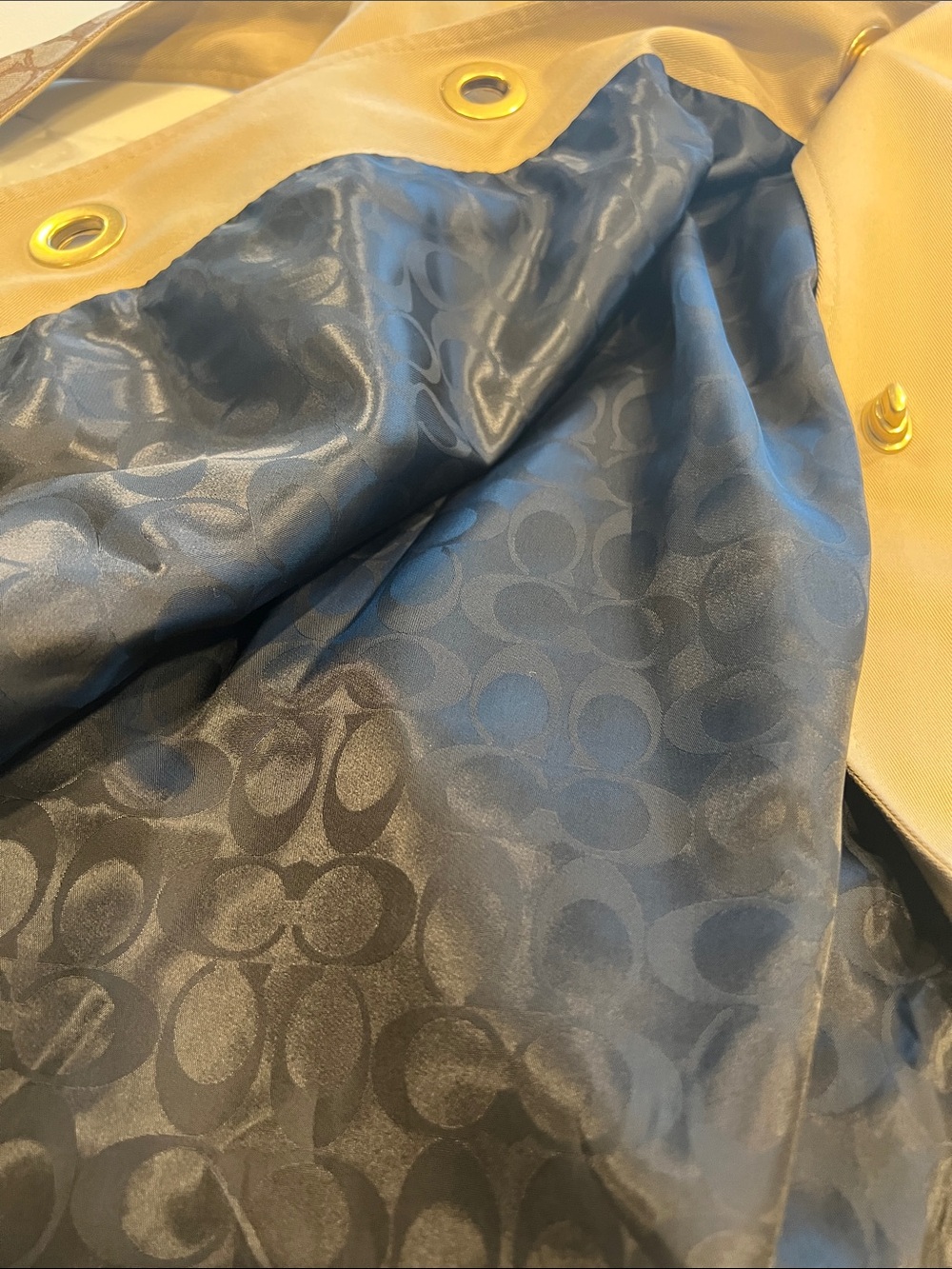 Coach Woman’s Tan Trench Coat with Signature Trim - Picture 11 of 11